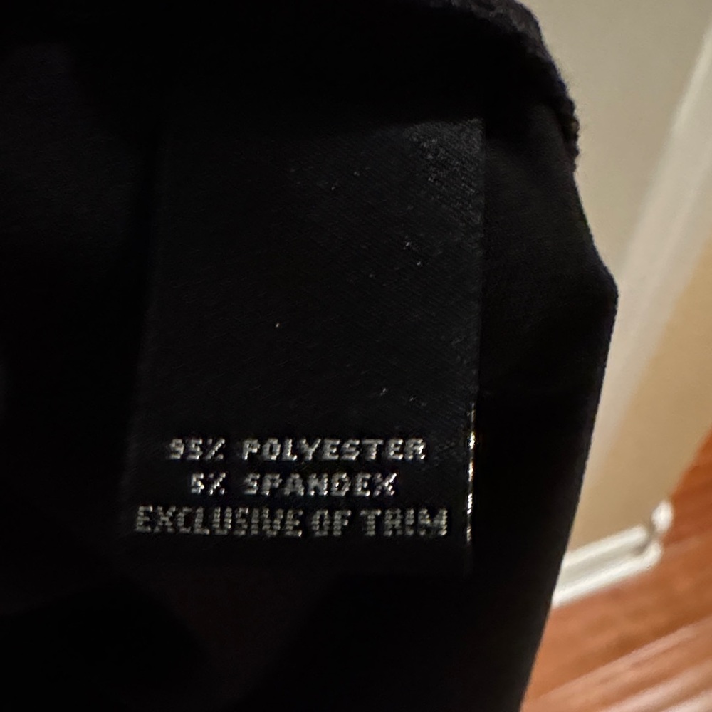 NEVER WORN! Investments Black Tunic with Grommet Detail - Picture 4 of 4